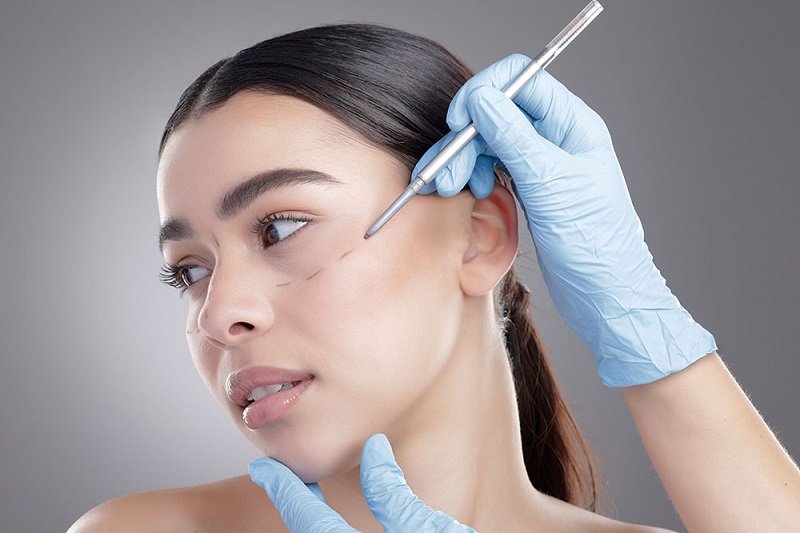 Ophthalmic Plastic Surgery